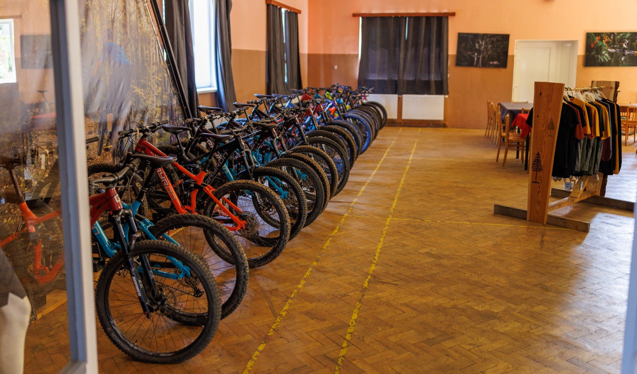 Půjčovna kol v základně Trutnov Trails